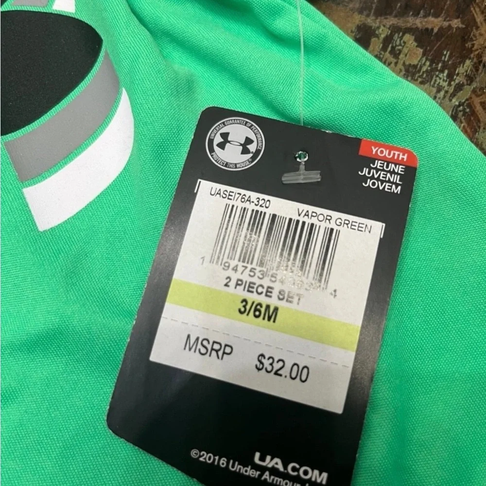 NWT Under Armour Infant 2 Piece Set